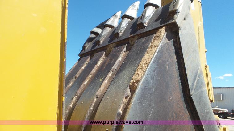 image for item J6122 2006 Caterpillar 420D backhoe