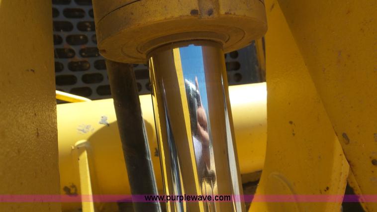 image for item J6123 2003 John Deere 310SG backhoe