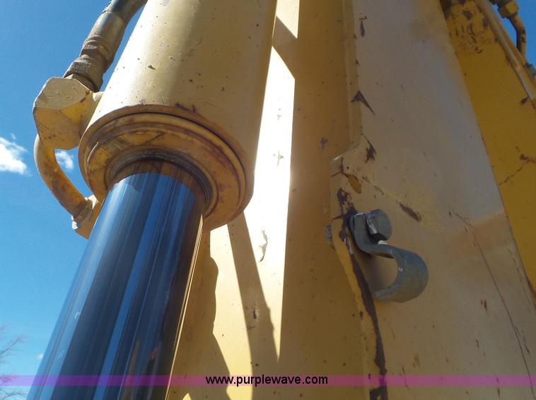 image for item J6123 2003 John Deere 310SG backhoe