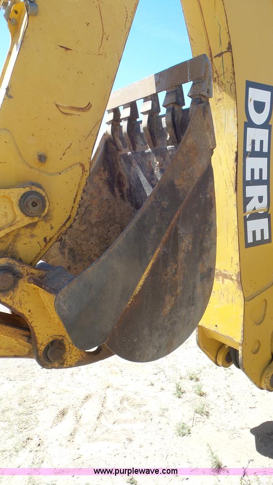 image for item J6123 2003 John Deere 310SG backhoe
