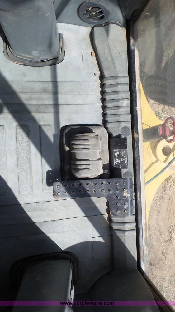 image for item J6124 2006 Caterpillar 420D backhoe