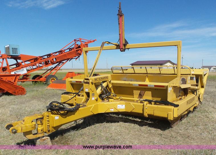 image for item J6154 2011 IMC 17C12 scraper