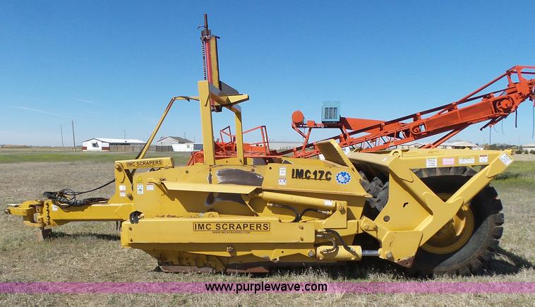 image for item J6154 2011 IMC 17C12 scraper