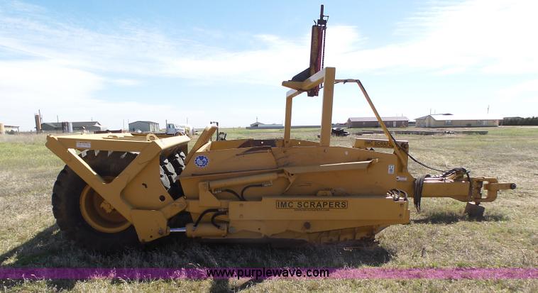 image for item J6154 2011 IMC 17C12 scraper