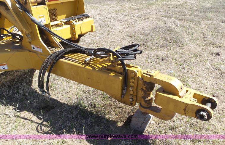 image for item J6154 2011 IMC 17C12 scraper