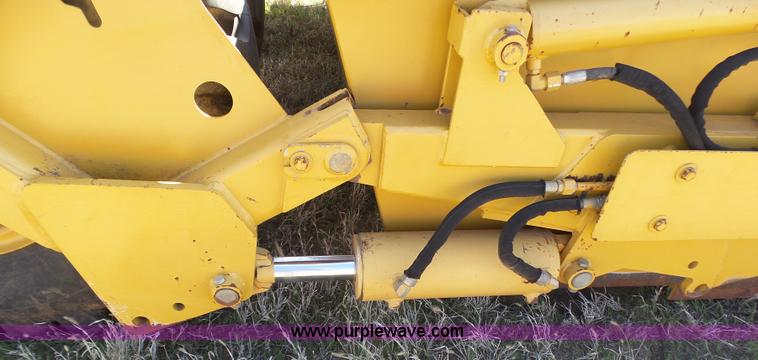 image for item J6154 2011 IMC 17C12 scraper