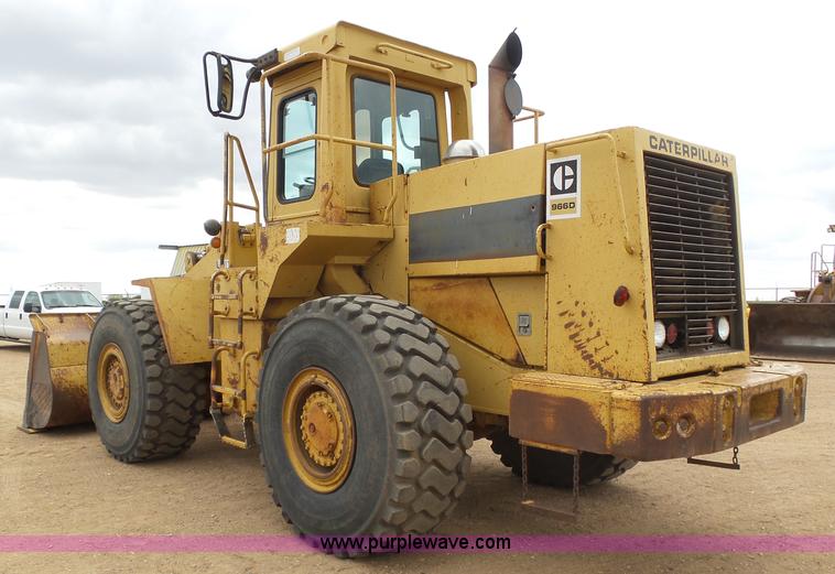 image for item J6157 1983 Caterpillar 966D wheel loader