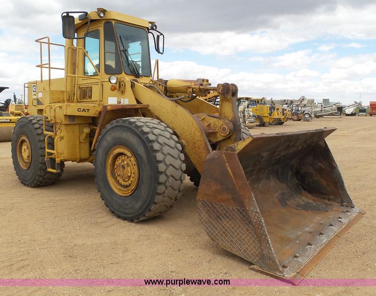 image for item J6157 1983 Caterpillar 966D wheel loader