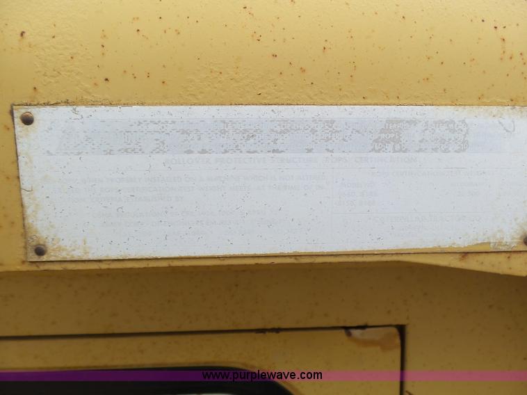 image for item J6157 1983 Caterpillar 966D wheel loader