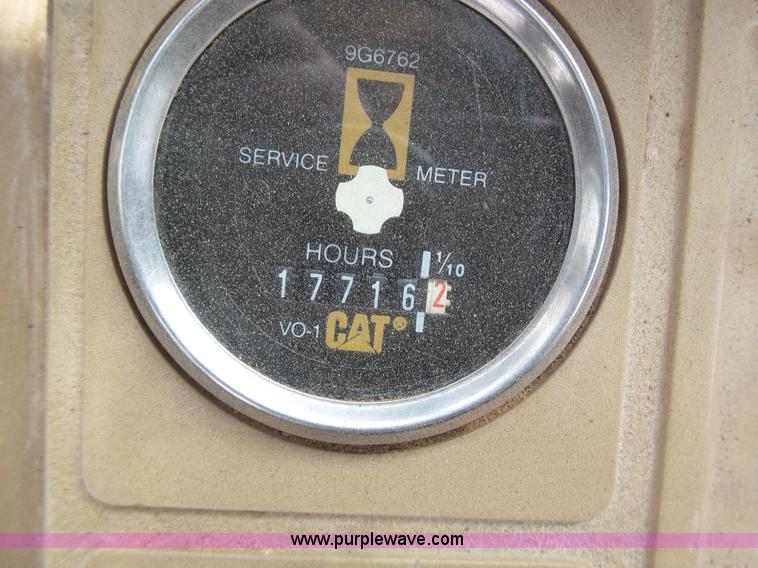 image for item J6158 1982 Caterpillar 966D wheel loader