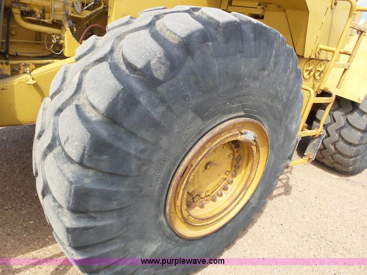 image for item J6159 1987 Caterpillar 980C wheel loader