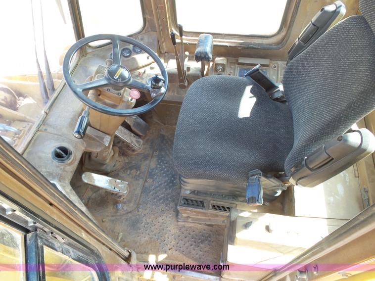 image for item J6159 1987 Caterpillar 980C wheel loader