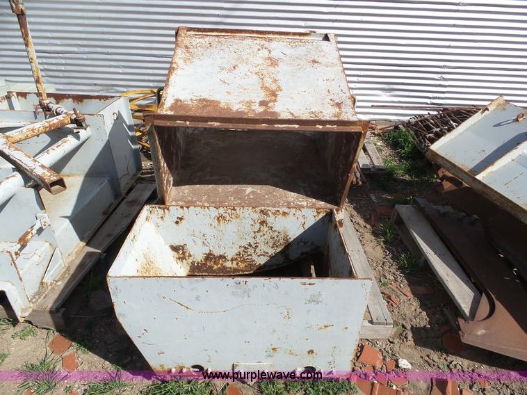 image for item J6161 1995 Power Curber 5700-B curb machine