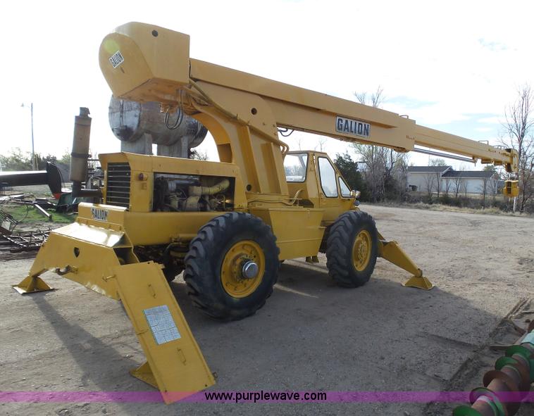 image for item J6164 Galion KC10 crane