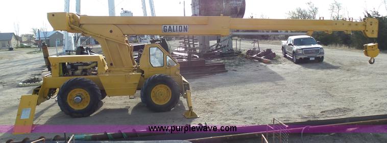 image for item J6164 Galion KC10 crane
