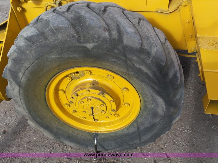image for item J6164 Galion KC10 crane