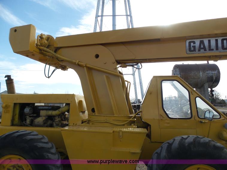 image for item J6164 Galion KC10 crane