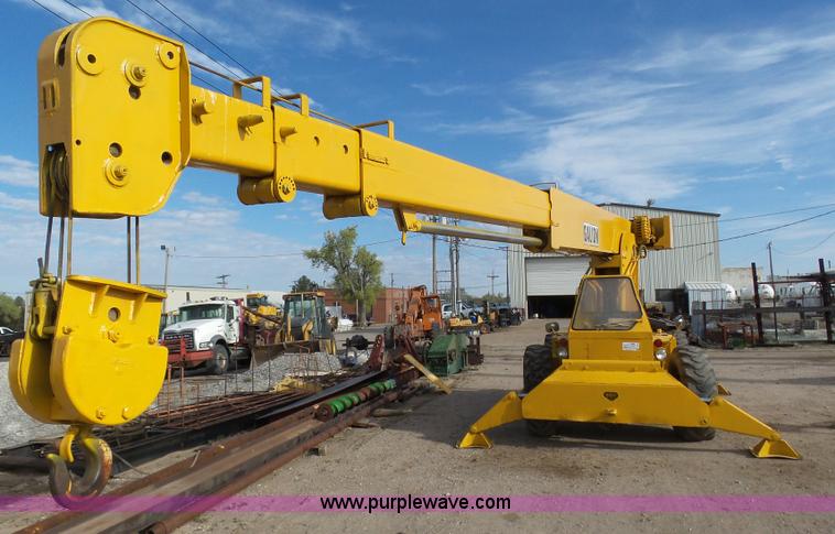 image for item J6164 Galion KC10 crane