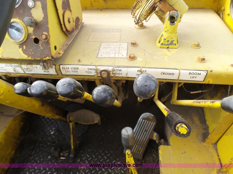 image for item J6164 Galion KC10 crane