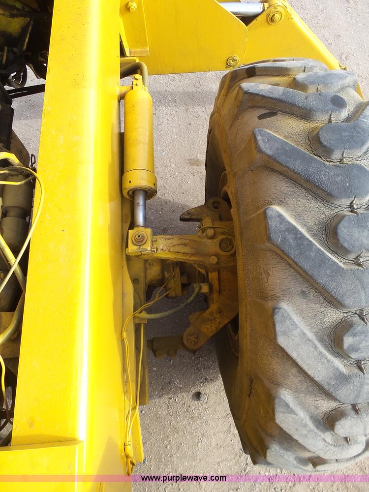 image for item J6164 Galion KC10 crane