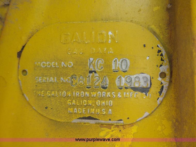 image for item J6164 Galion KC10 crane