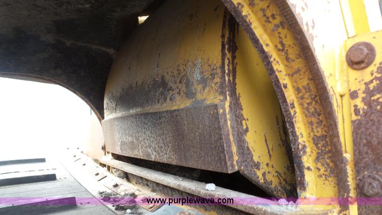 image for item J6251 2000 Vermeer T655 Commander trencher