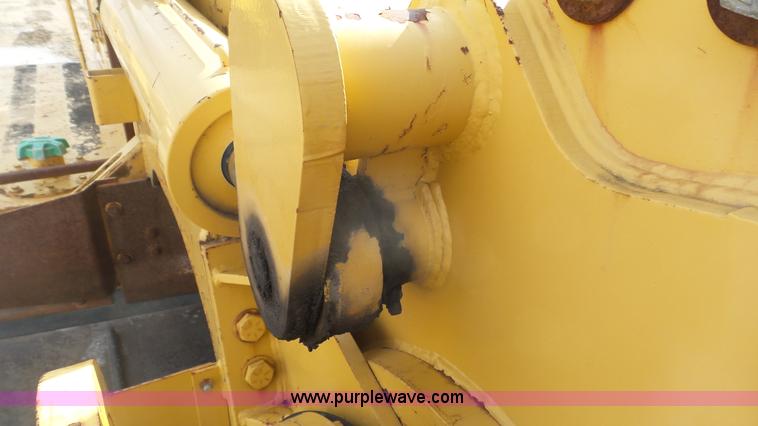 image for item J6251 2000 Vermeer T655 Commander trencher