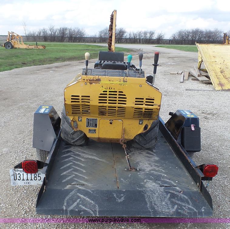 image for item J6253 2008 Vermeer RT200 trencher