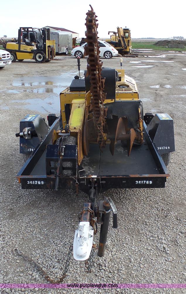 image for item J6253 2008 Vermeer RT200 trencher