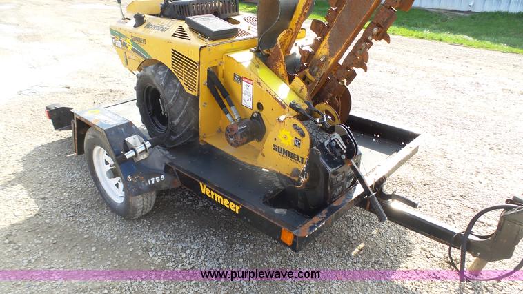 image for item J6253 2008 Vermeer RT200 trencher