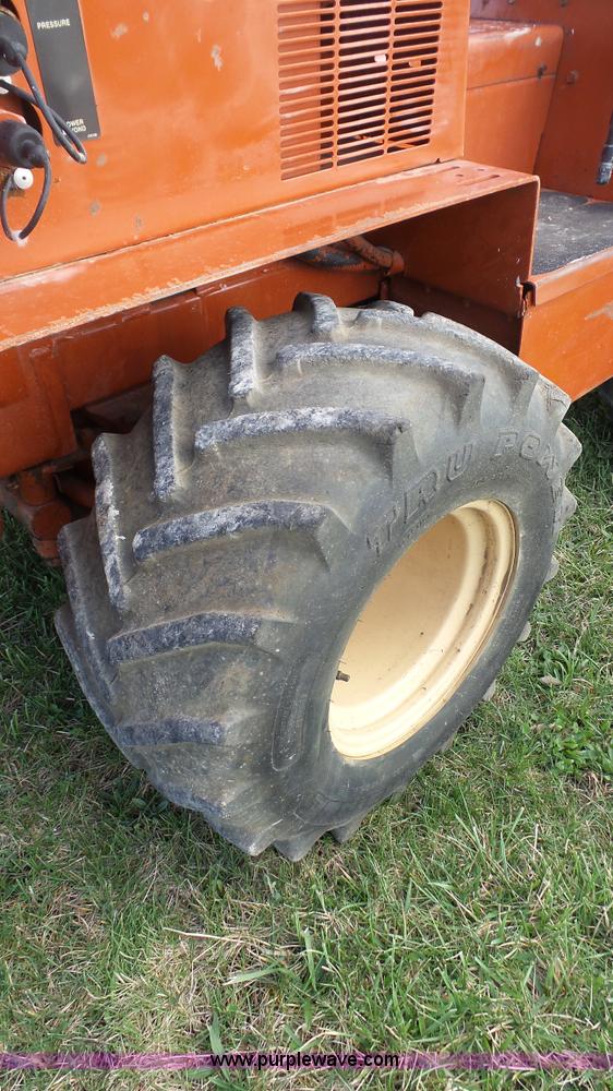 image for item J6254 1985 Ditch Witch 350SX cable plow