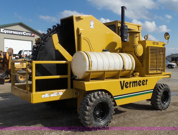 image for item J6257 Vermeer CC135 rock saw