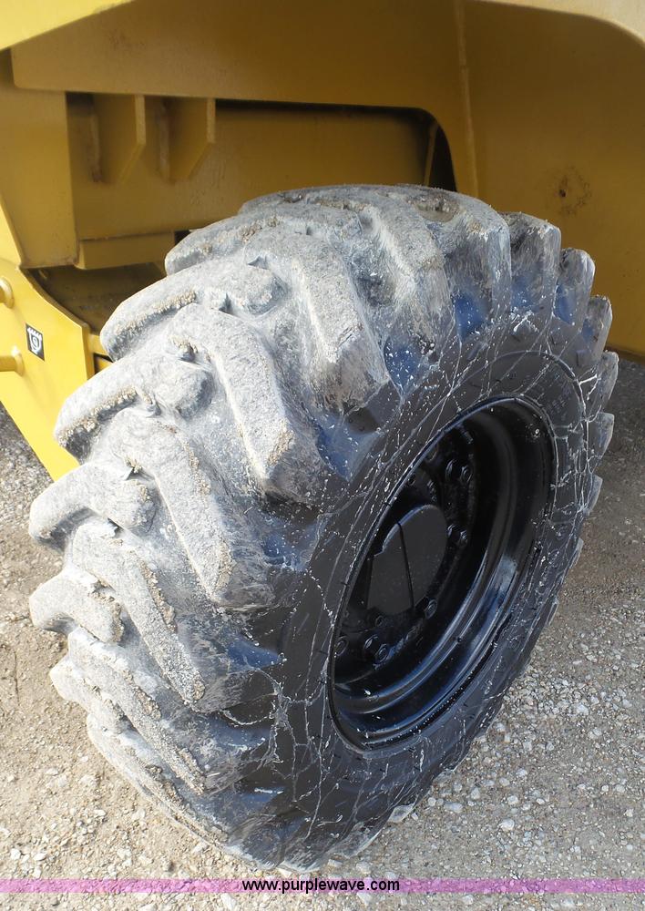 image for item J6257 Vermeer CC135 rock saw