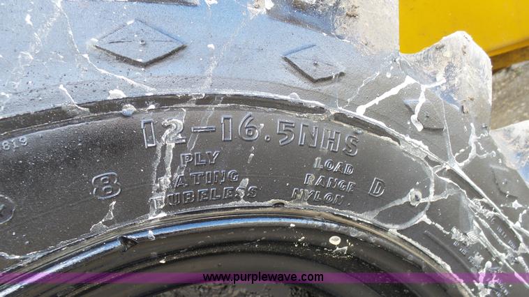 image for item J6257 Vermeer CC135 rock saw