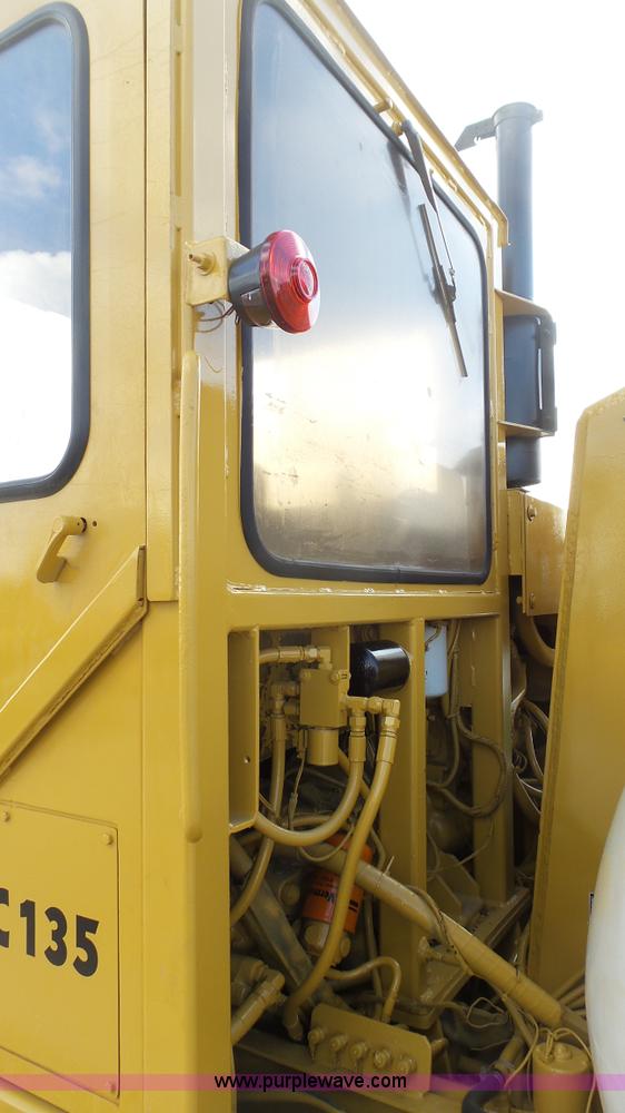 image for item J6257 Vermeer CC135 rock saw