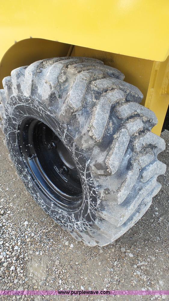 image for item J6257 Vermeer CC135 rock saw