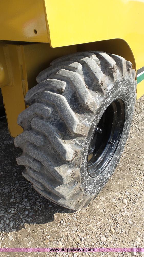 image for item J6257 Vermeer CC135 rock saw