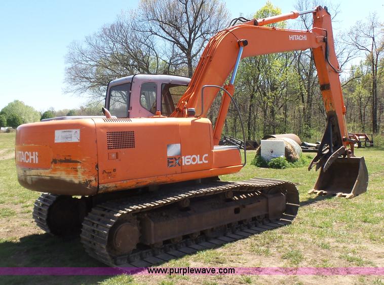 image for item J7524 1999 Hitachi EX160LC-5 excavator