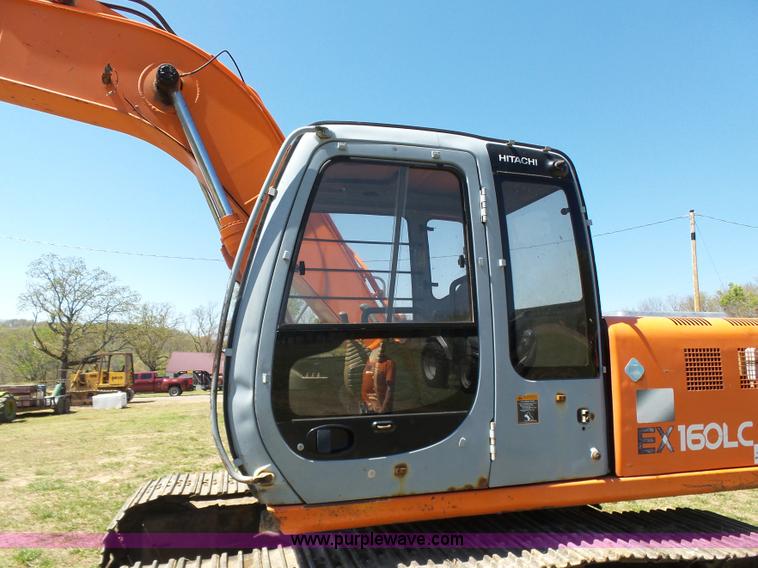 image for item J7524 1999 Hitachi EX160LC-5 excavator