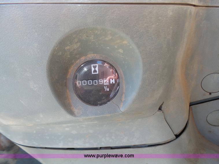 image for item J7524 1999 Hitachi EX160LC-5 excavator