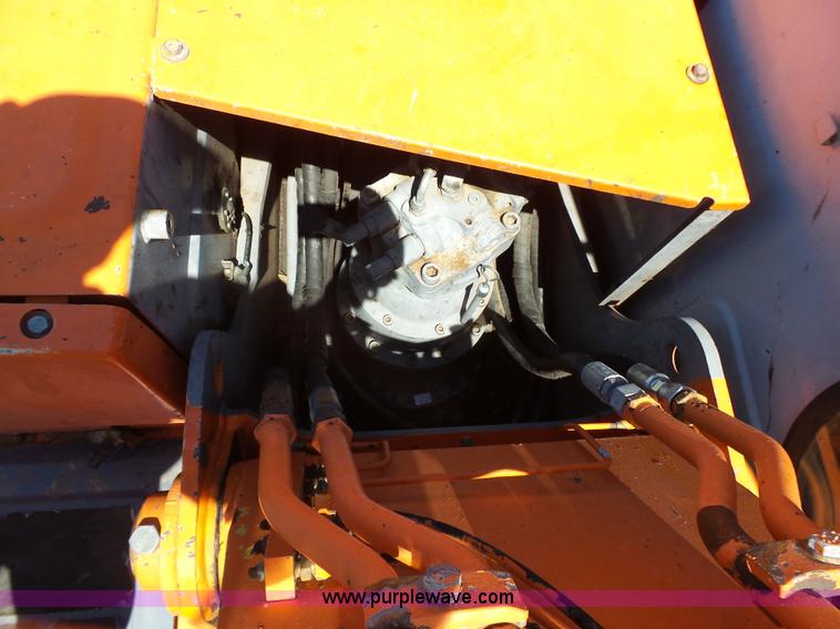 image for item J7524 1999 Hitachi EX160LC-5 excavator