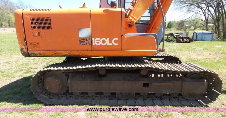 image for item J7524 1999 Hitachi EX160LC-5 excavator