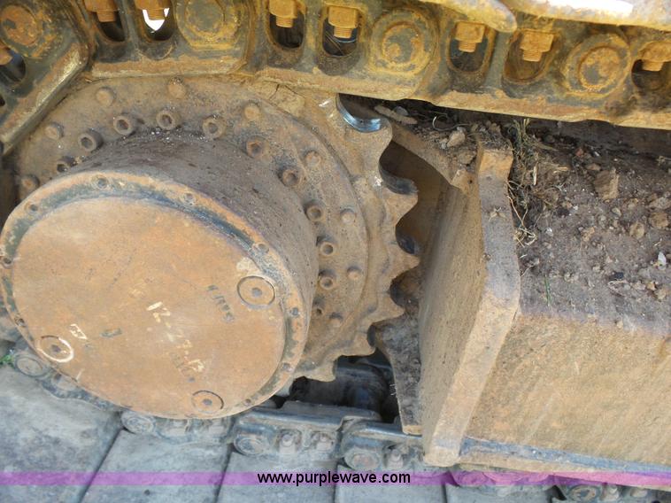 image for item J7524 1999 Hitachi EX160LC-5 excavator