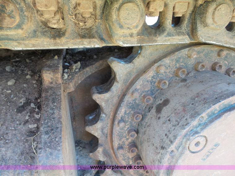 image for item J7524 1999 Hitachi EX160LC-5 excavator