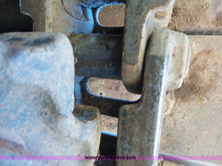 image for item J7524 1999 Hitachi EX160LC-5 excavator