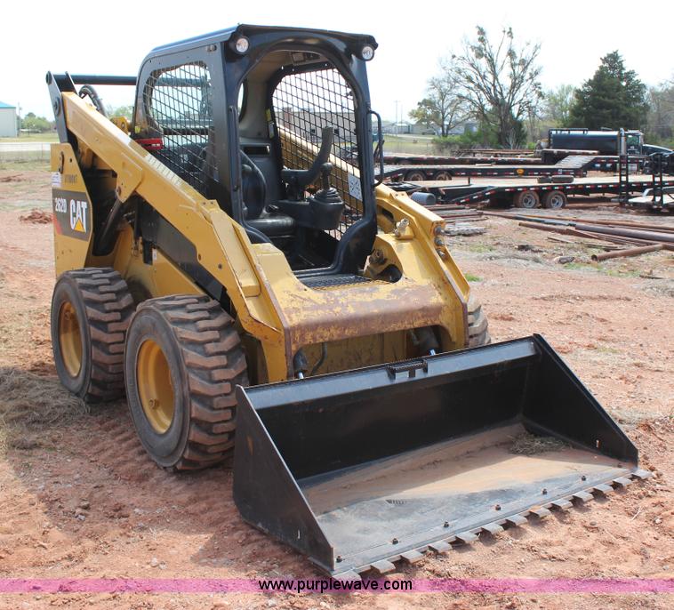 image for item J7543 2014 Caterpillar 262D skid steer
