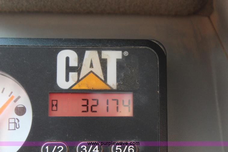 image for item J7543 2014 Caterpillar 262D skid steer