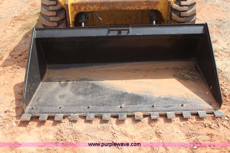 image for item J7543 2014 Caterpillar 262D skid steer