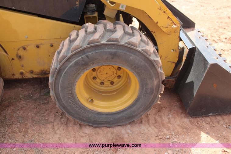 image for item J7543 2014 Caterpillar 262D skid steer