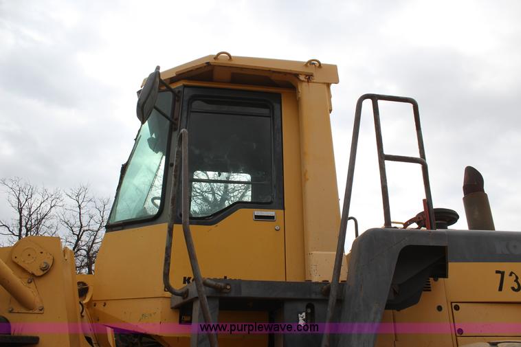 image for item J7572 2002 Komatsu WA500-3Lk wheel loader